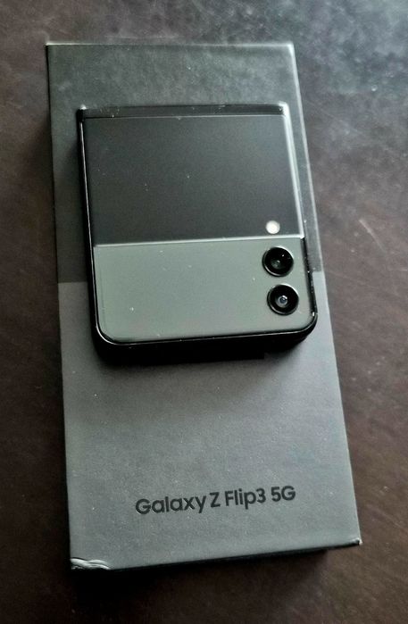 Samsung galaxy Z flip3 5G