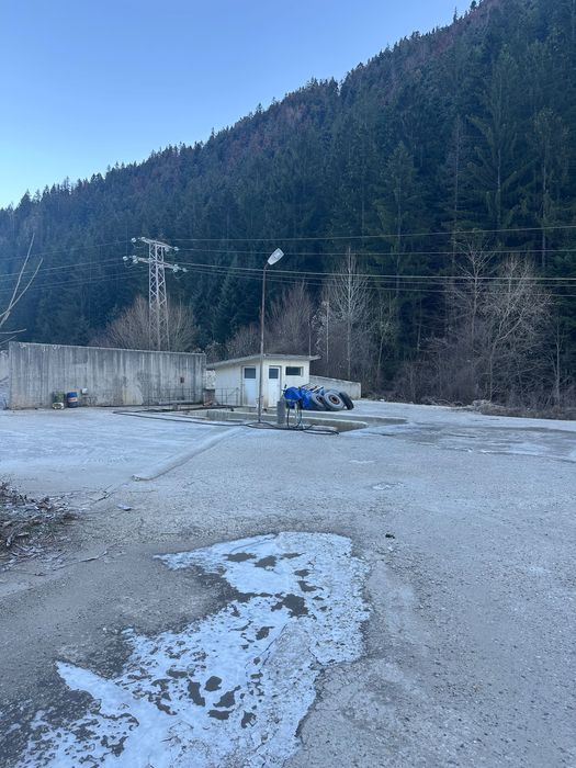 Продава супер база