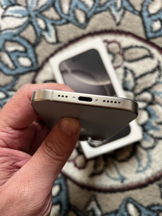 iPhone 16 Pro 256GB Natural Titanium Sim Karta