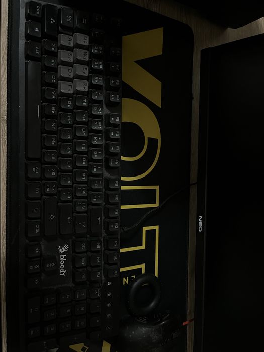 Продам Клавиатуру Bloody