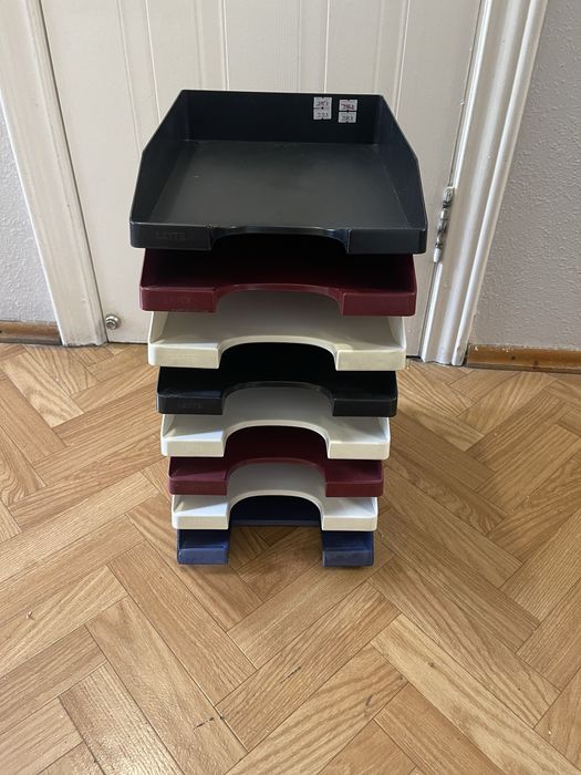 Лоток LEITZ (Германия) для бумаг