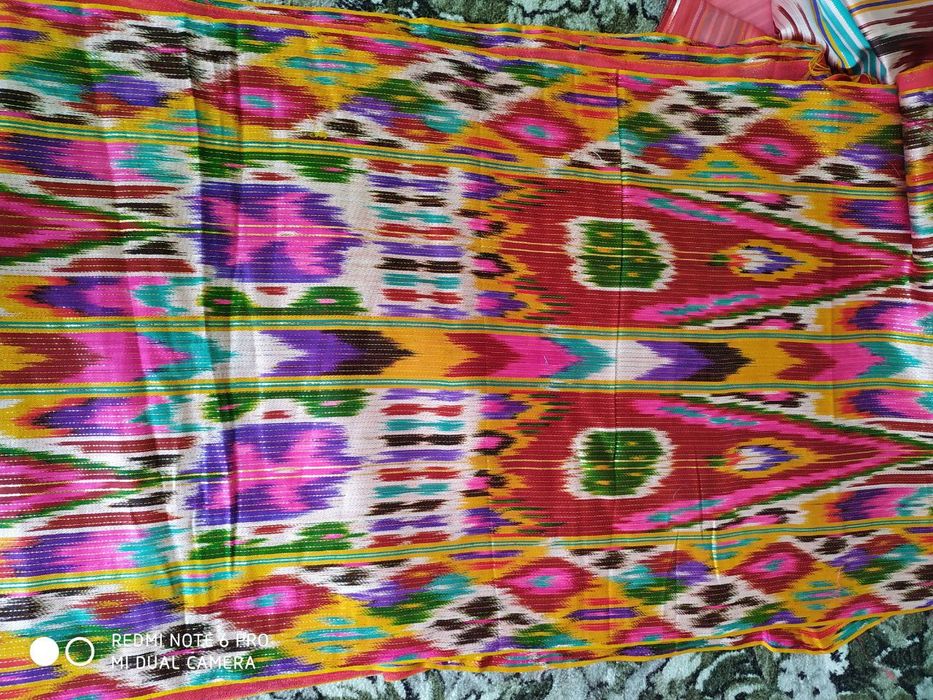 Atlas (zarli atlas )materiallar