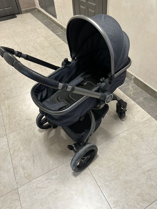 Продам коляску в хорошем состоянии