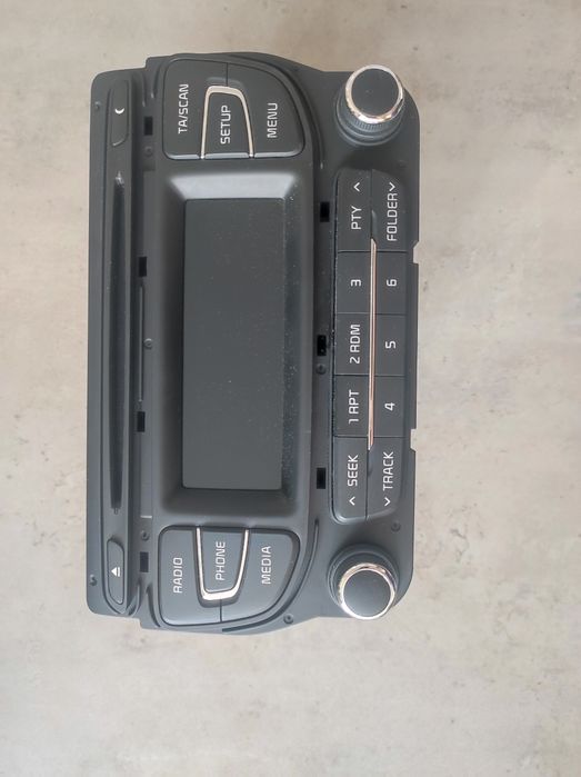 Оригинално радио Kia Ceed JD Bluetooth MP3 USB – AC110A2EE