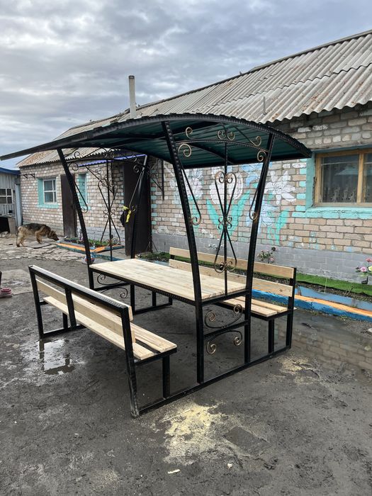 Продам беседку кованную, с прокатом