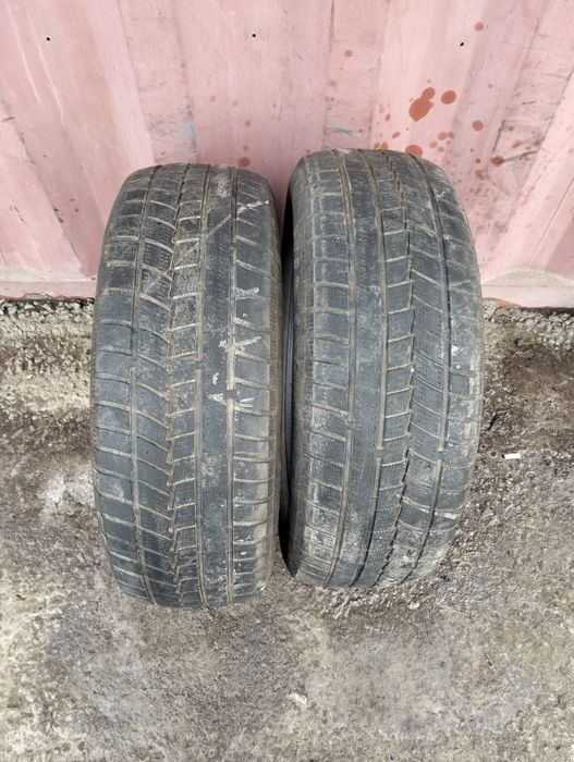 Шины 2шт 215/60/16