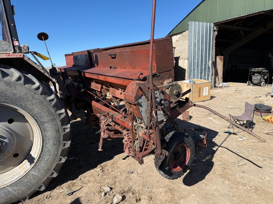 СОН - 4,2  Овощная сеялка