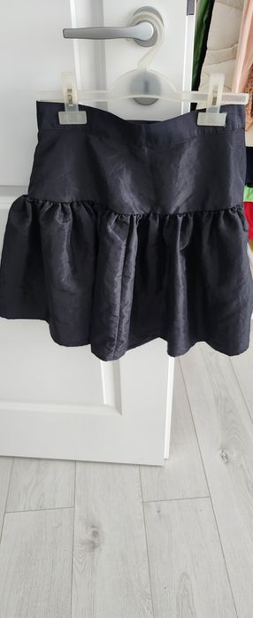 Fusta scurta noua H&M