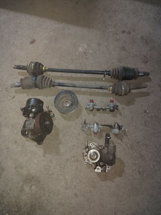 Продаётся запчасти на субару 2.5 двигатель EJ25