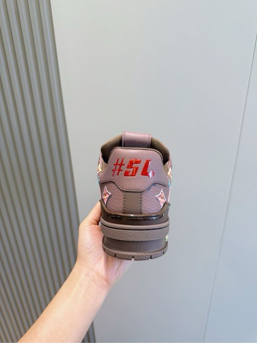 Adidasi Louis Vuitton , calitate premium , pe comanda , noi , 41