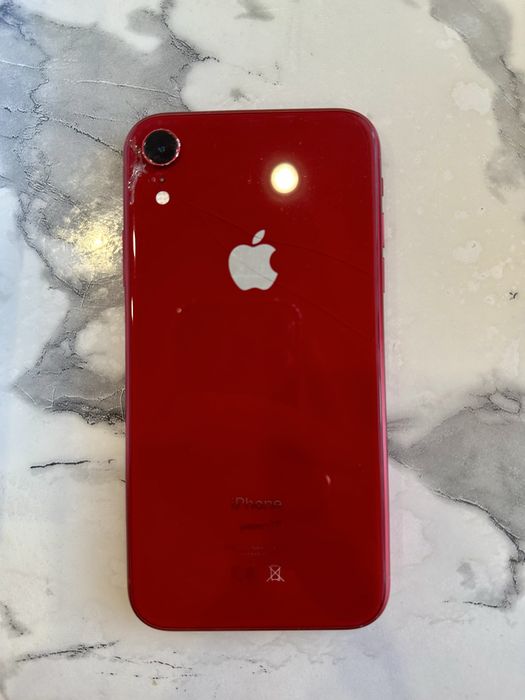 Продаю іPhone XR 128Gb Red