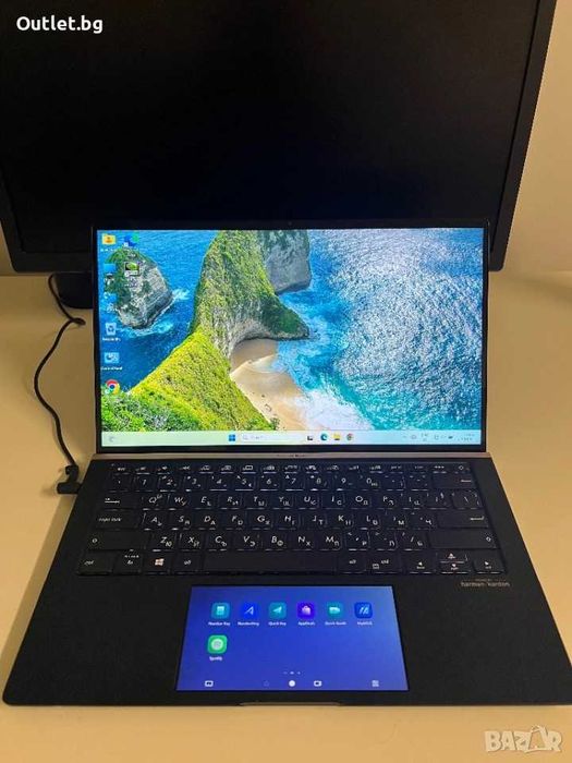 Asus Zenbook I7-8565U/ 8RAM/512SSD/Touchpad Display