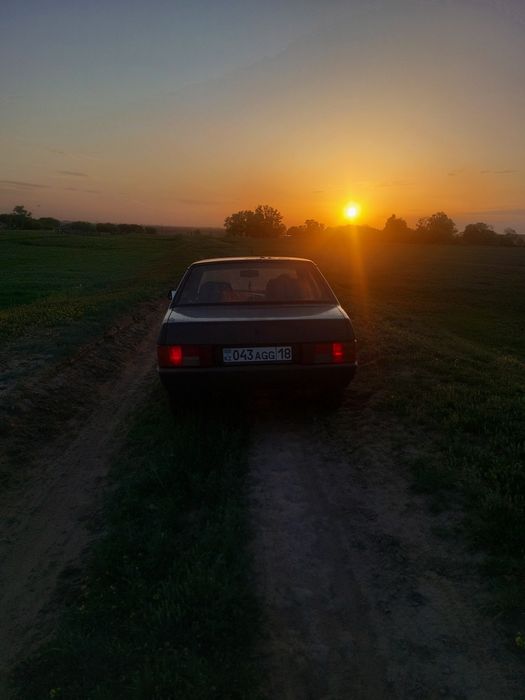 Продам ваз 21099