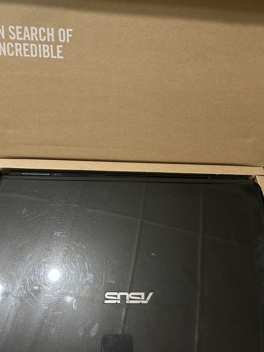 Продам ноутбук ASUS в отличном состояние