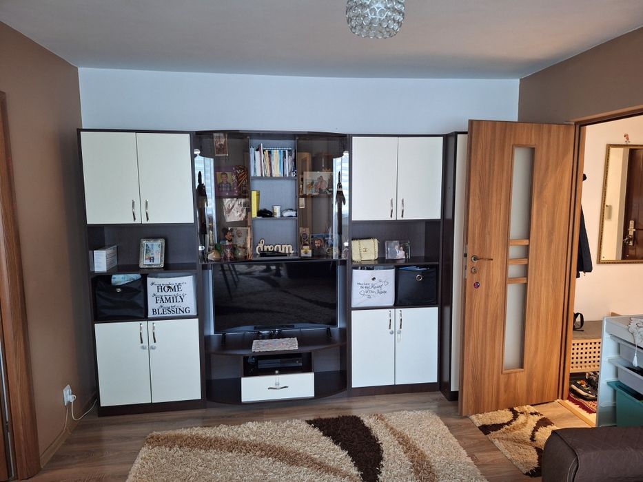 Apartament de închiriat