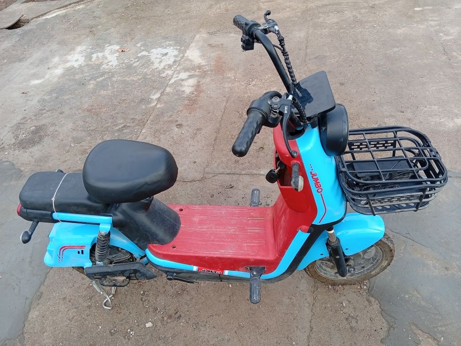 Скутер сатылады бағасы келісімді