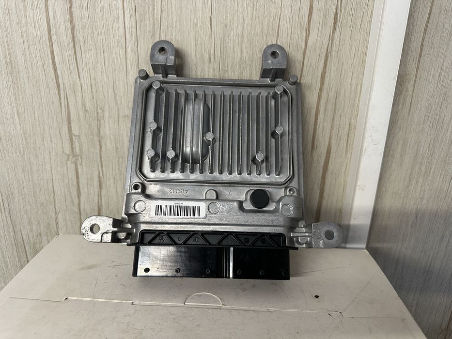 Компютър/ECU за Мерцедес w205-C220 cdi-2017г.!