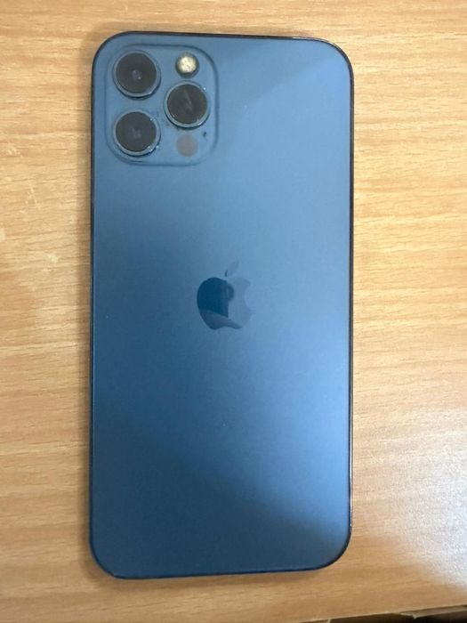iphone 12 pro емкость 77