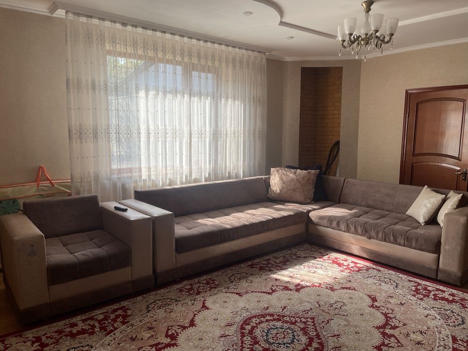 Диван угловой