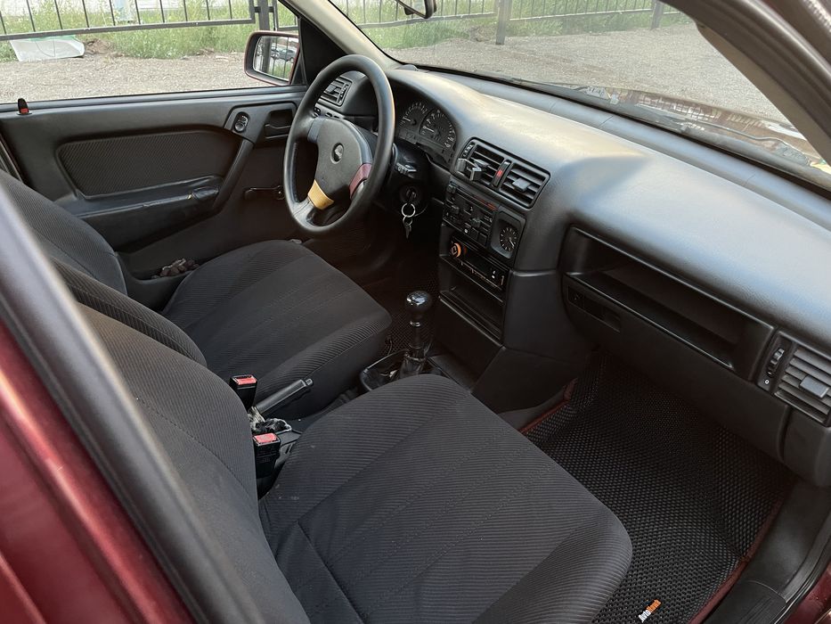 Opel Vectra A 1989
