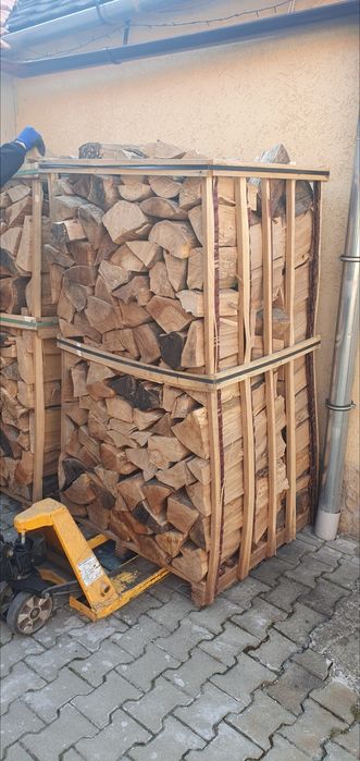 Lemn de foc livrat la domiciliu în cel mai scurt timp