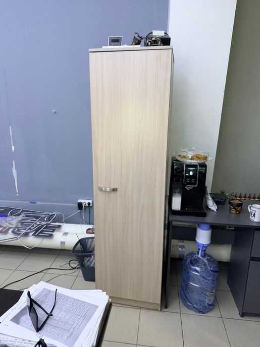 Срочно продам офисную мебель