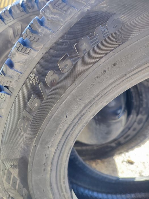 Резина 215,65,16 зима