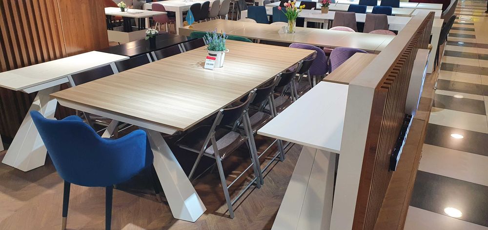 Стол-трансформер для гостиной комнаты