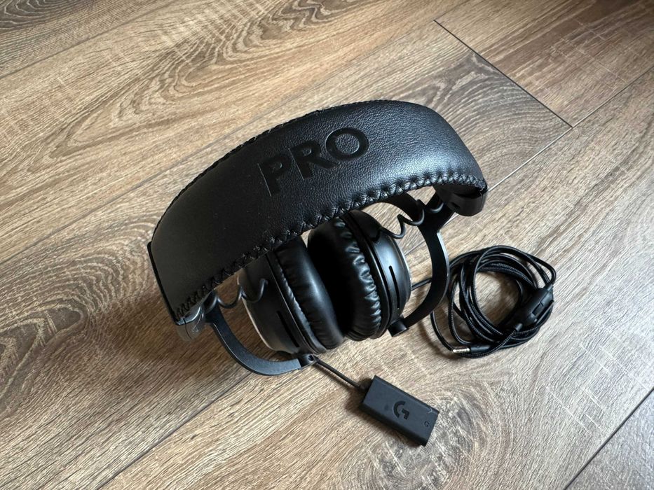 Casti Gaming Logitech G PRO