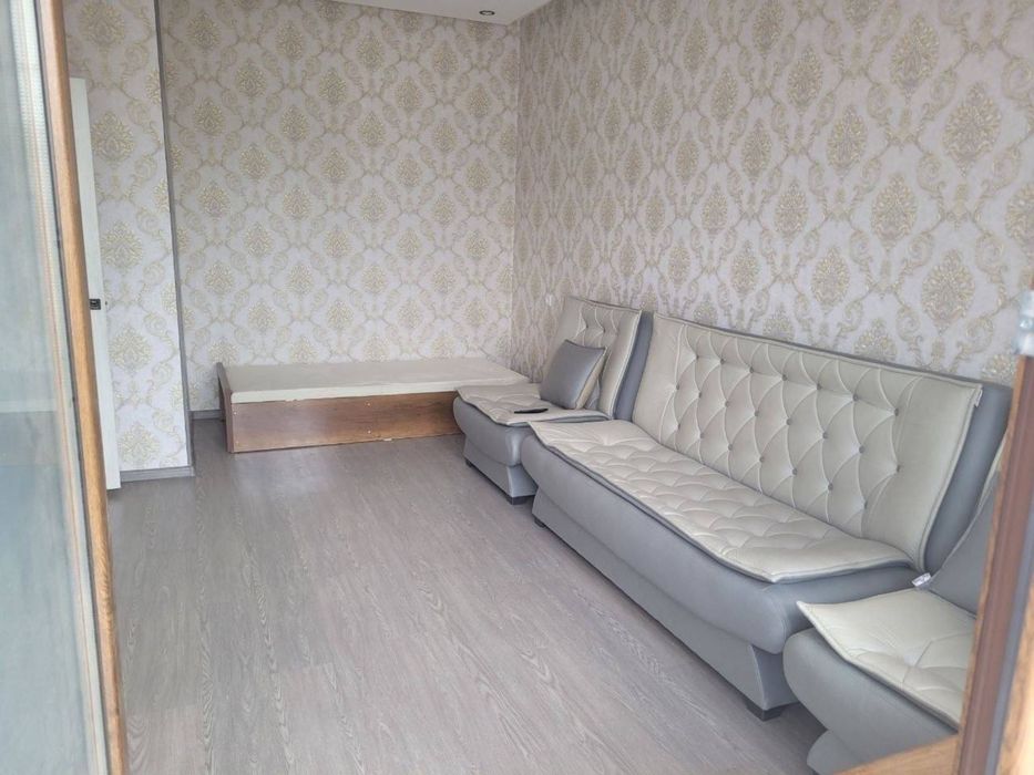 Продам квартиру Мирабадский район ,Центр