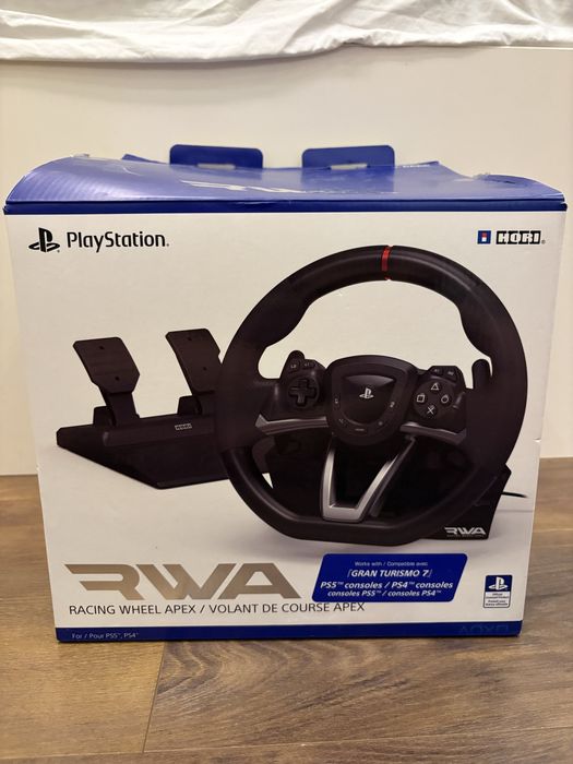 Продавам волан “HORI Racing Wheel APEX (RWA), модел SPF-004U. На снимката е версията за PS5 / PS4 / PC. “