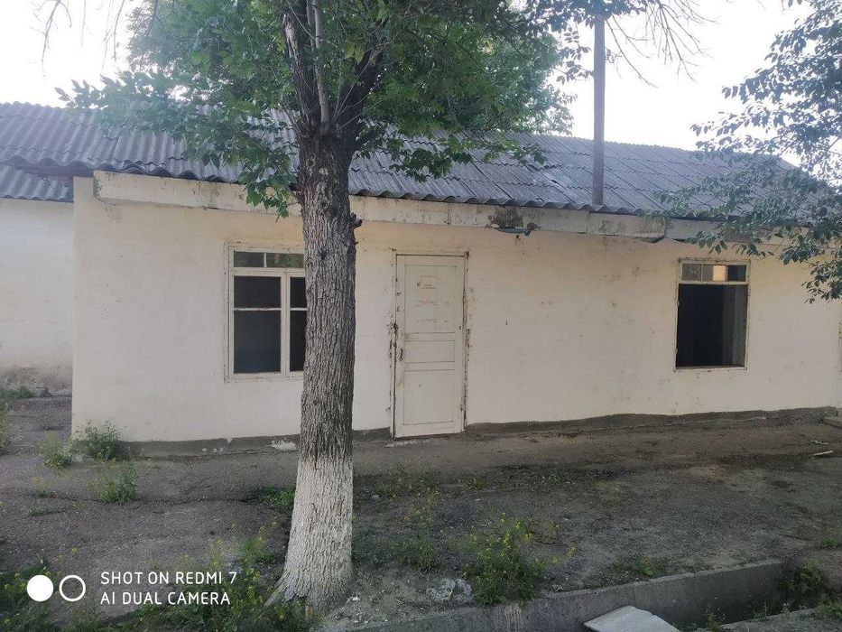 Мирзаободда 2 этаж 1100 КВ бино ва 28 сутик ери сотилади