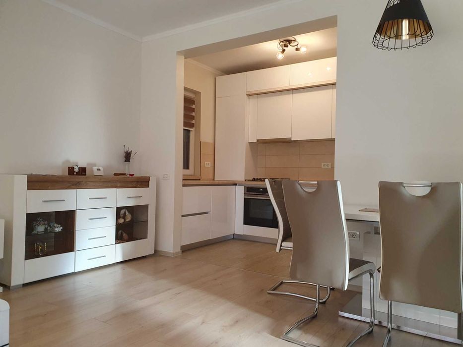Direct de la proprietar, Apartamen 3 camere plus terasa si spatiu verde, 2 locuri de parcare