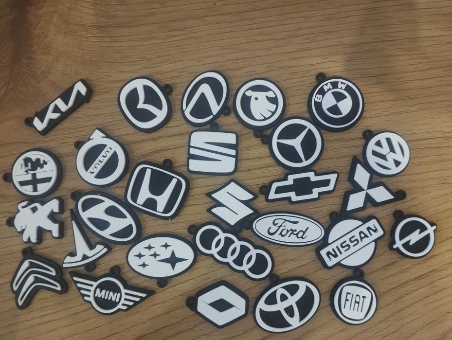 Ключодържател с лого на автомобили