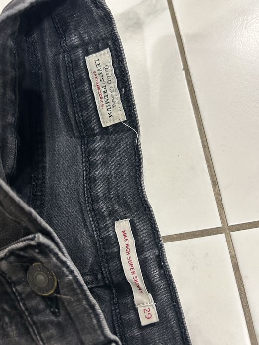 Levi’s черни прилепнали дънки без забележка