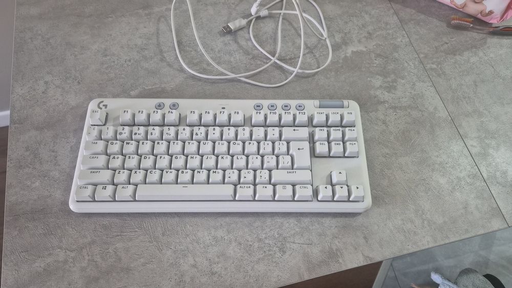 Продам Logitech G713 TKL