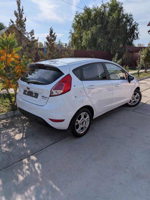 FORD Fiesta 2014 — imagine 2