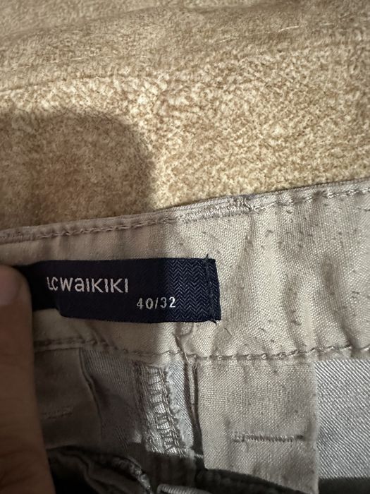 Продам джинсы и штаны.