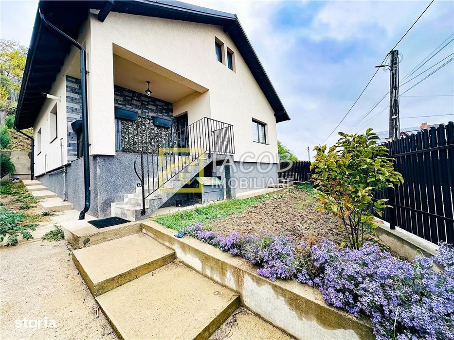 Casa de inchiriat in Hemeius, 2 dormitoare, curte 400 mp, constructie