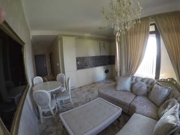 Дава се под наем Тристаен апартамент в Бургас, Зорница - 96 кв.м за 433.5 € - Снимка #2