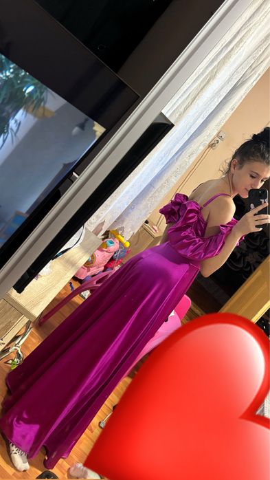 Vand rochie de seara