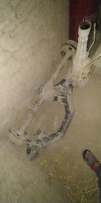 Maskvich zadnimosti balkasi karopkasi Sotiladi
