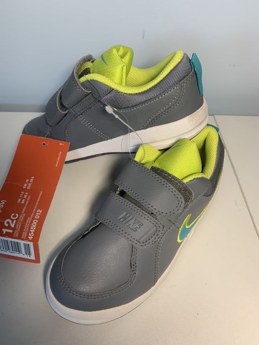 Adidasi Nike pentru copii - noi cu eticheta