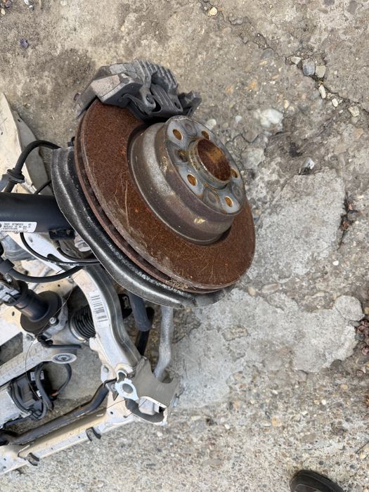 BMW SERIA 3 2011 Punte fata e90 completa caseta directie b