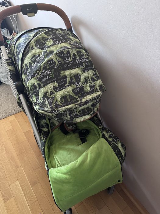 Лятна количка Cybex Eezy S+