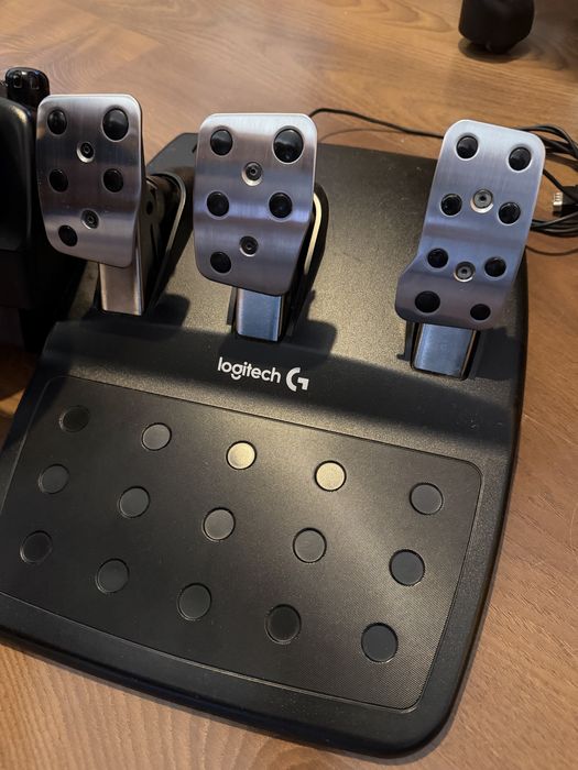 Volan cu pedale Logitech - G29, pentru PC si PS4/PS5