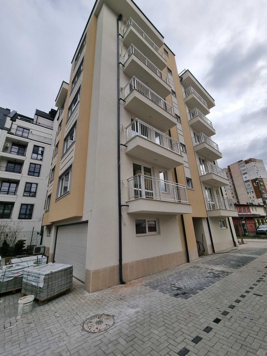 Апартмаент в Надежда