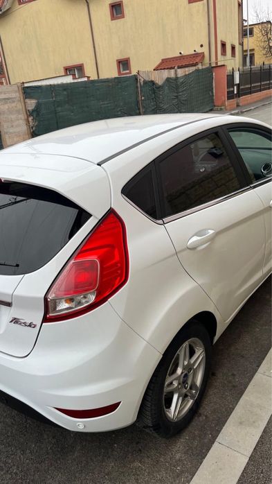Vand Ford Fiesta 1.0