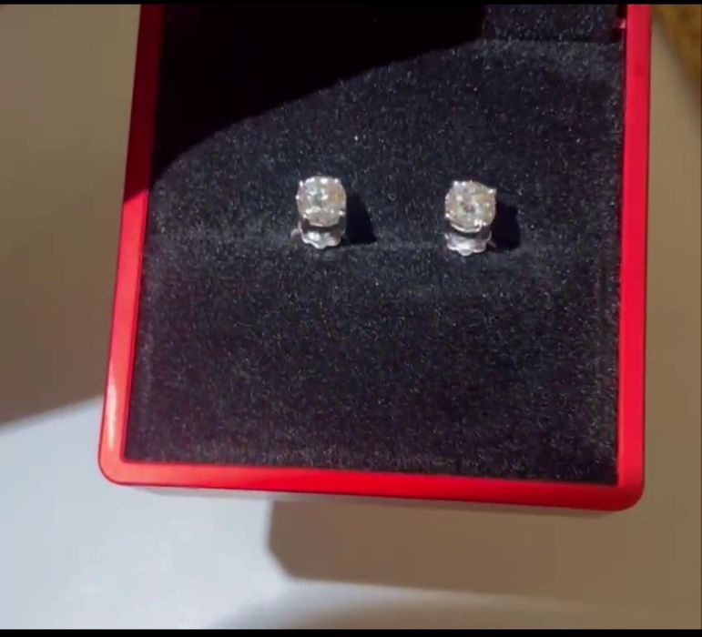 Бриллиантовые серьги