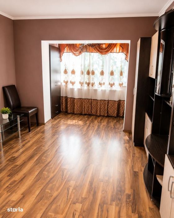 Apartament 2 camere, decomandat, 56 mp, 2 balcoane, etaj 1, zona Hotvo — fotografia 1